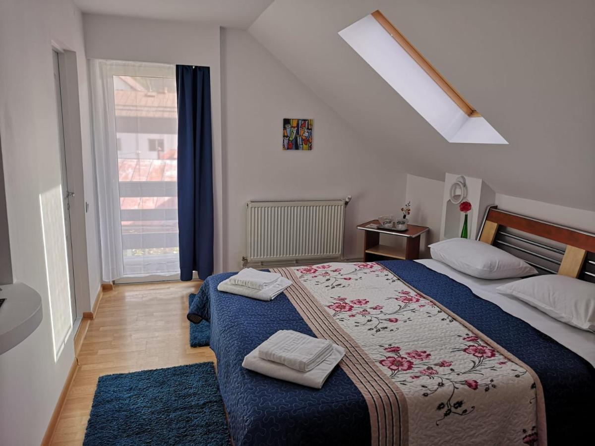 Hotel Miraj Azuga Exteriér fotografie